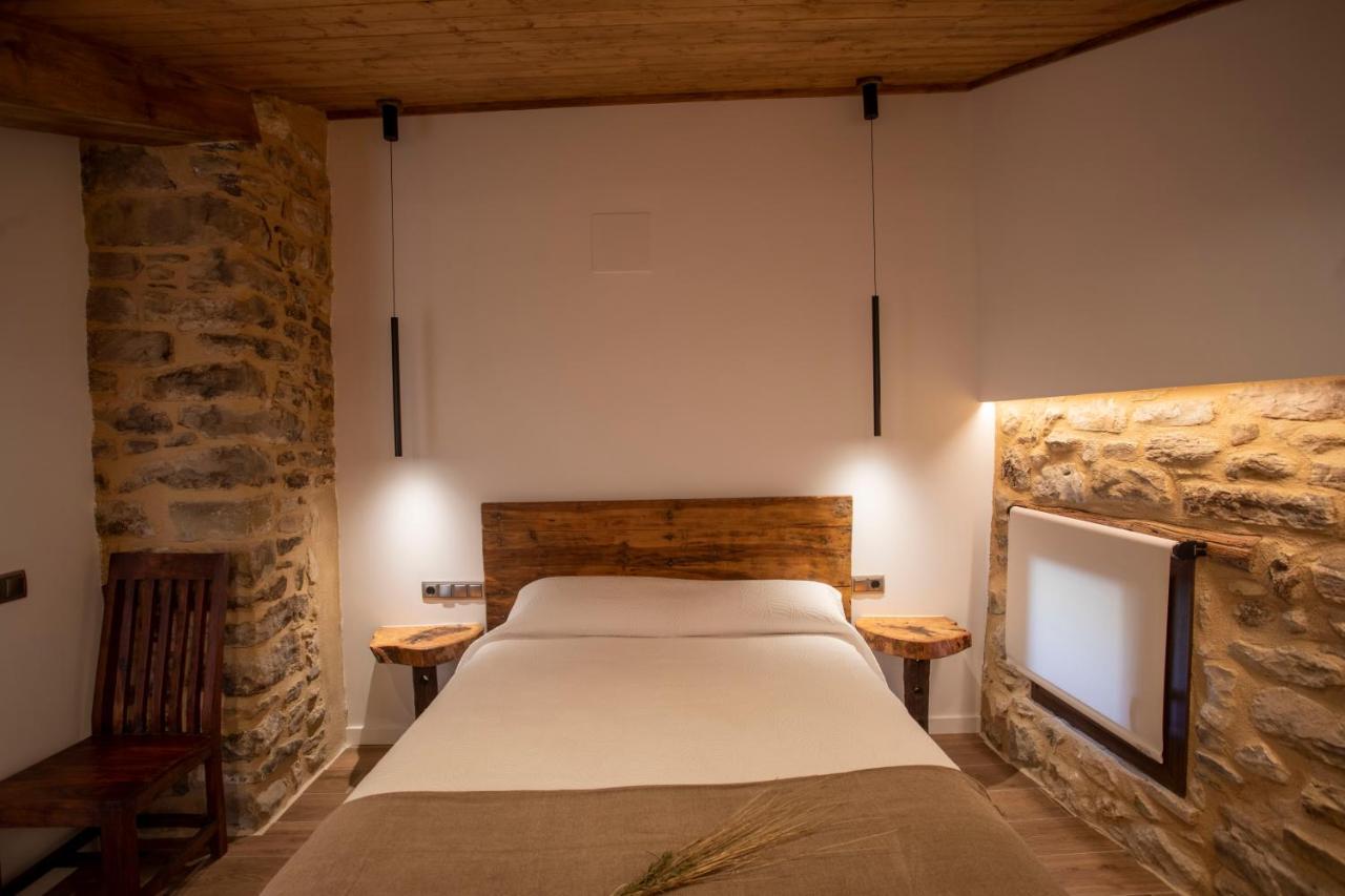 Casa Sanui. Apartaments Turistics Rurals Estorm Luaran gambar